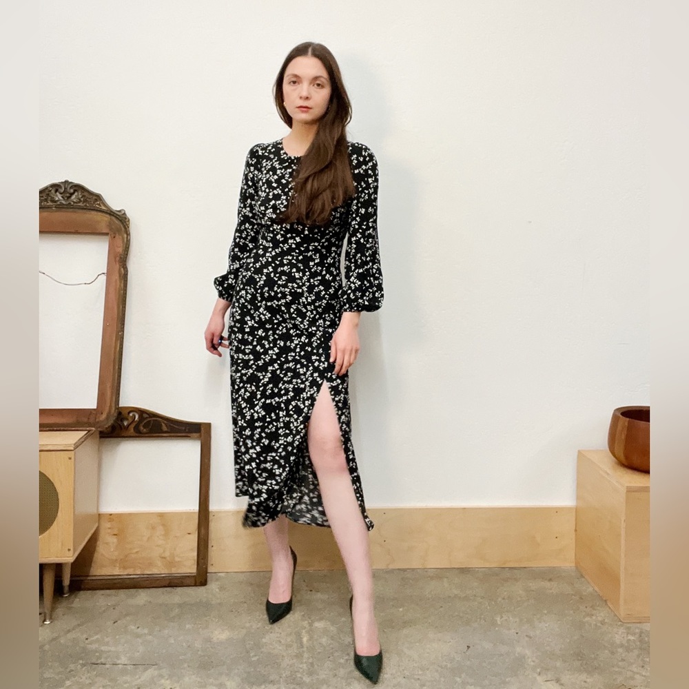 & Other Stories Black and White Floral Long Sleeve Midi Dress 6 - Picture 10 of 12